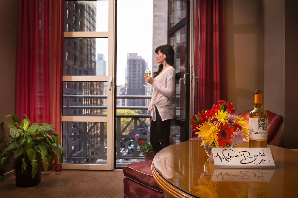 Hotel Giraffe 20/61