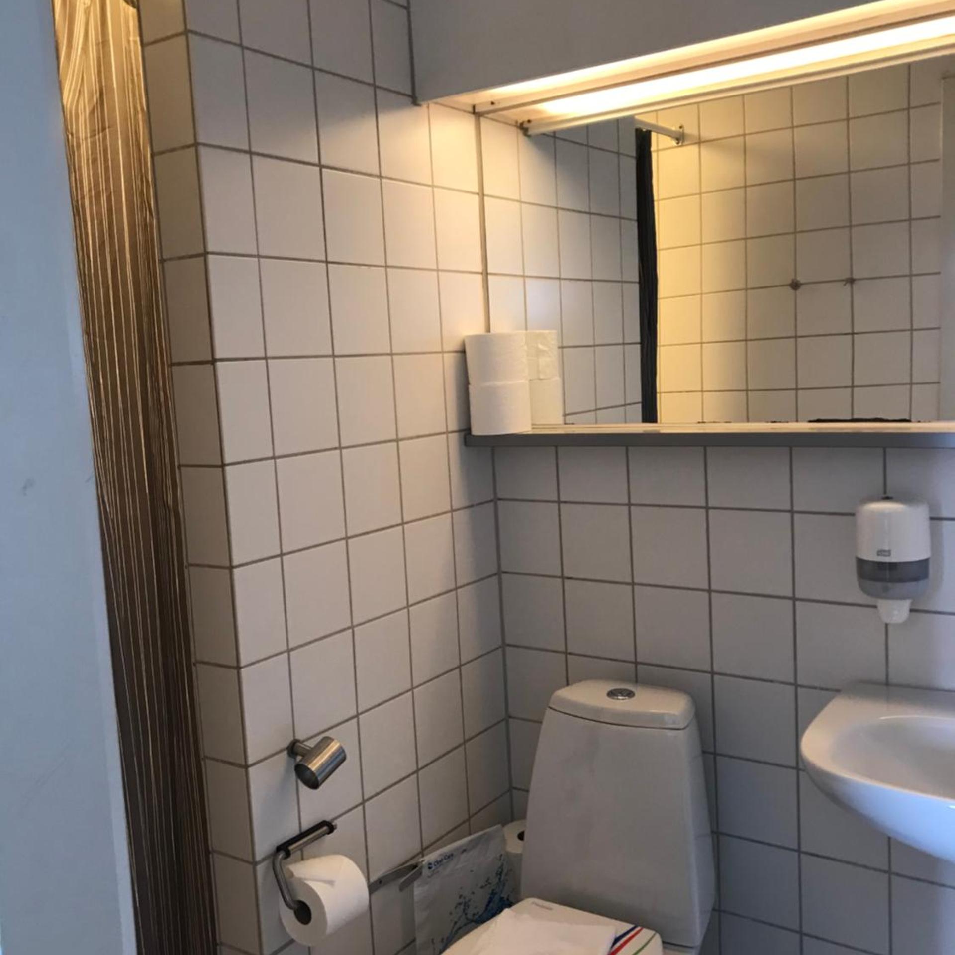 Room, Twin Beds, with Extra Bed 3/6