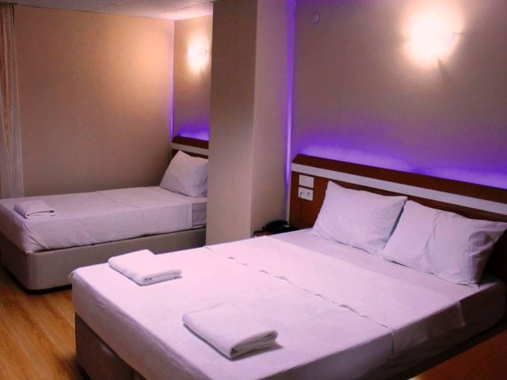 Deluxe, Family, 1 Double and 1 Single Bed