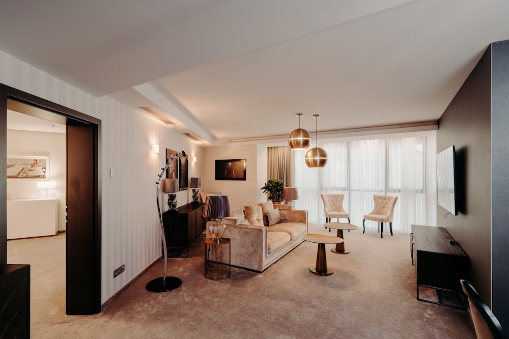 Holiday Inn Trnava 58/66