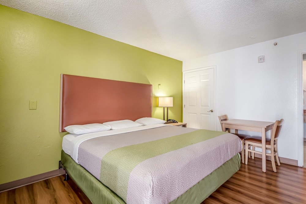 Motel6 Corpus Christi, TX - North 32/59
