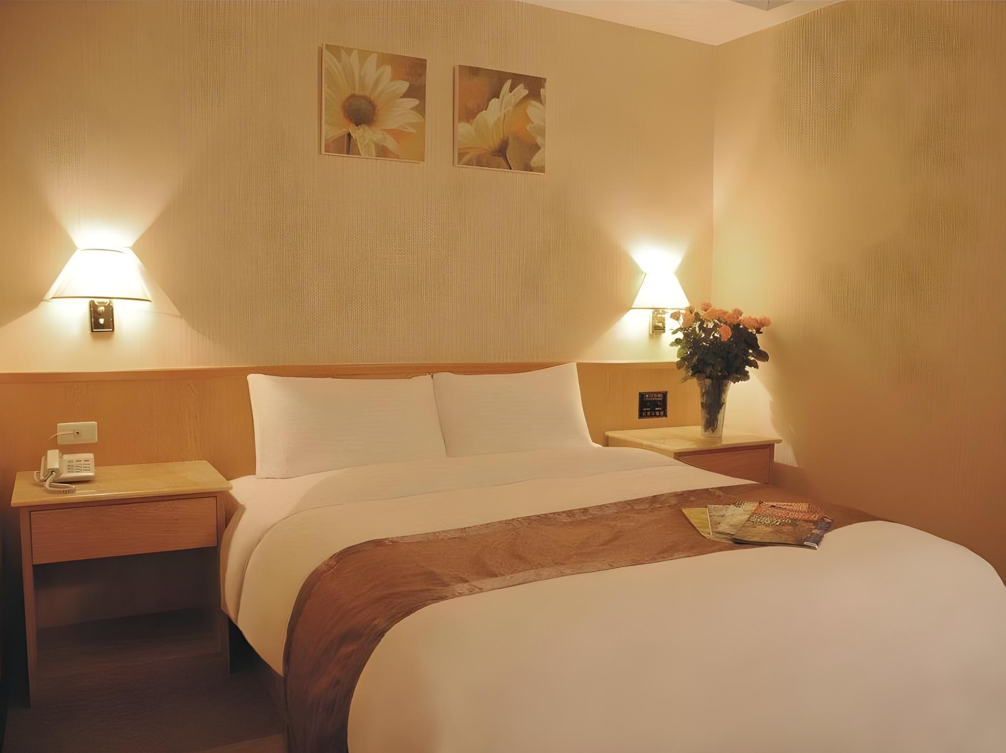 غرفة سوبيريور بسرير كوين، Eastern Beauty Hotel 2/2