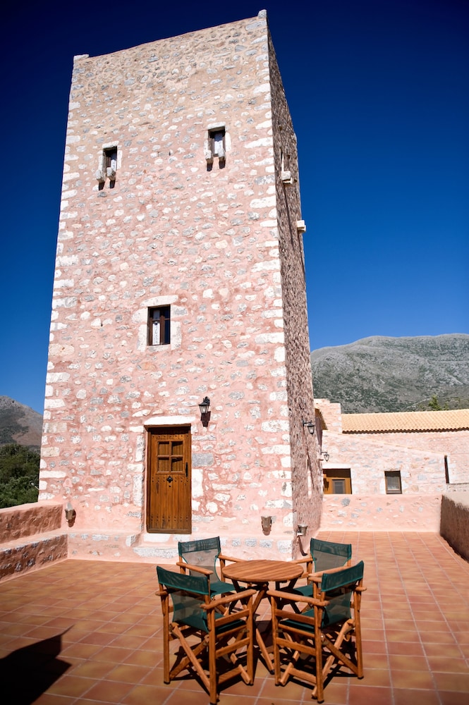 Arapakis Historic Castle 2/50