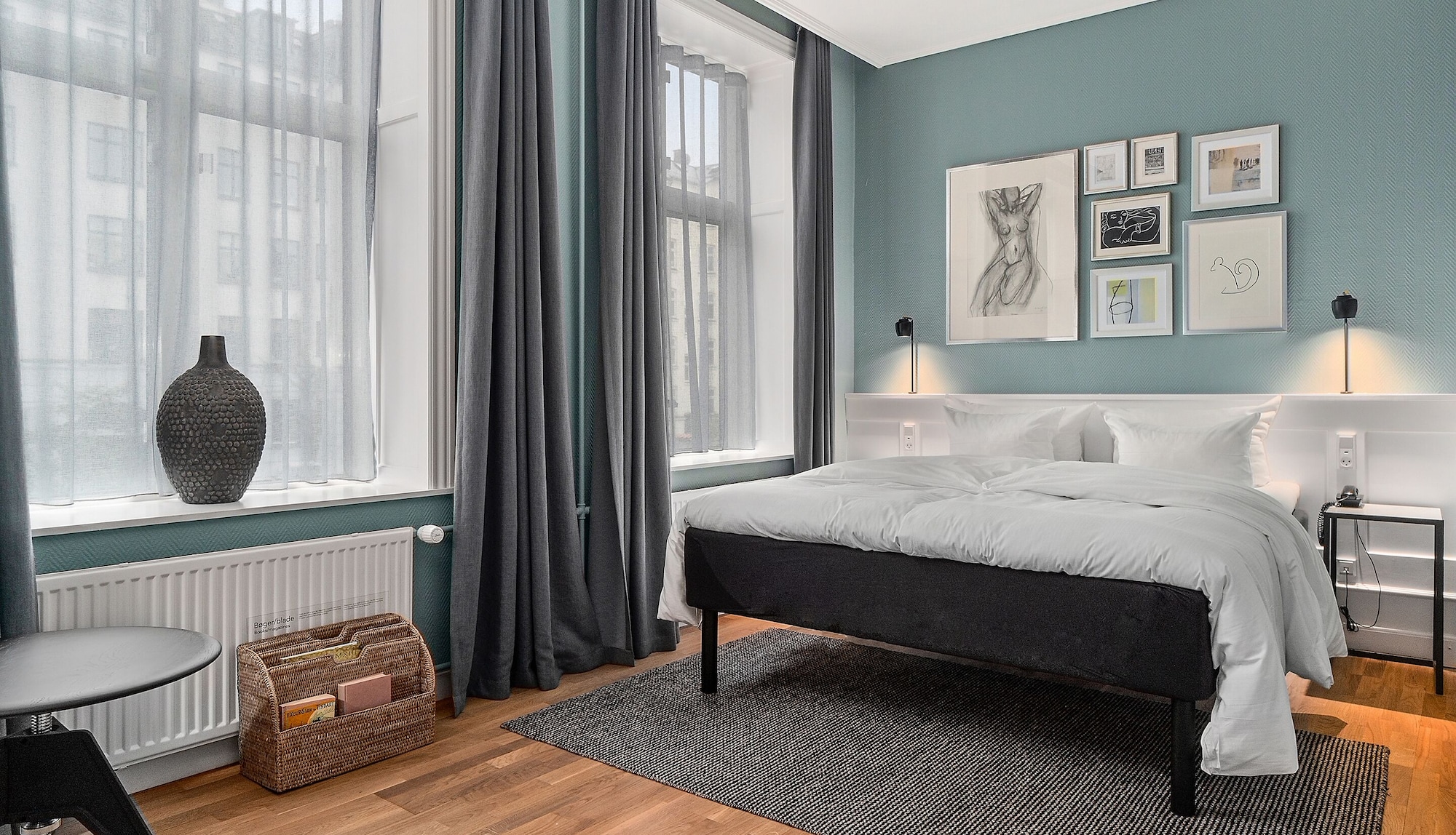 STANDARD, DOUBLE OR TWIN BED