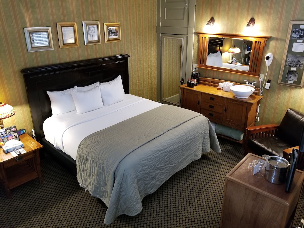 Basin Park Hotel 20/69