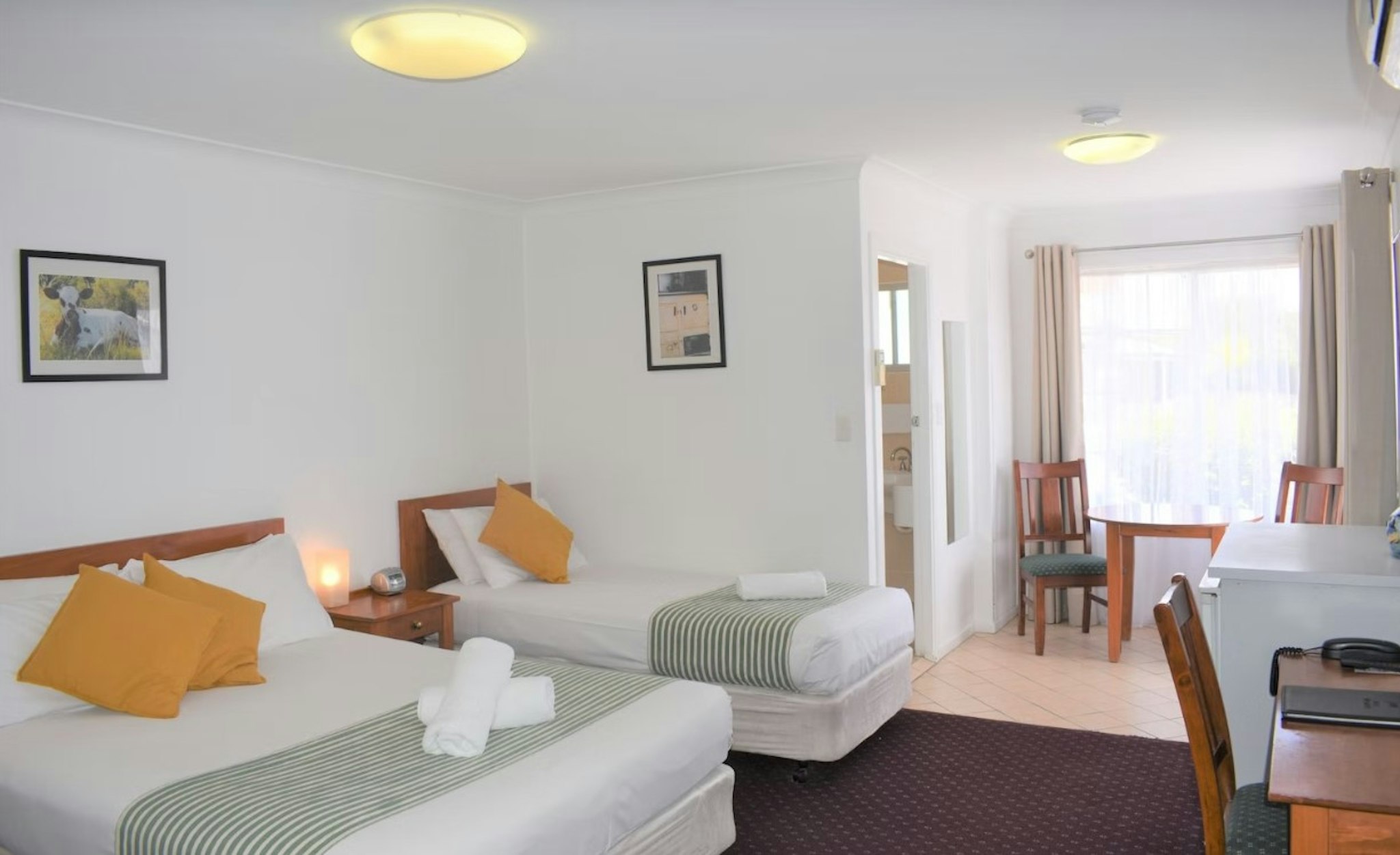 The Henry Parkes Tenterfield Ex Best Western 14/46
