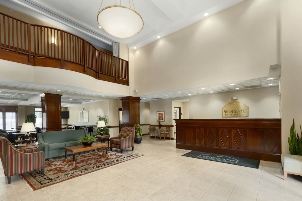 Spark by Hilton Charlotte Tyvola I-77 9/46