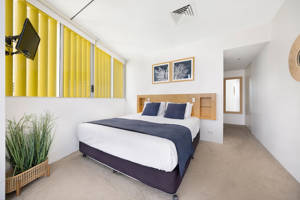 ULTIQA Air on Broadbeach 17/71