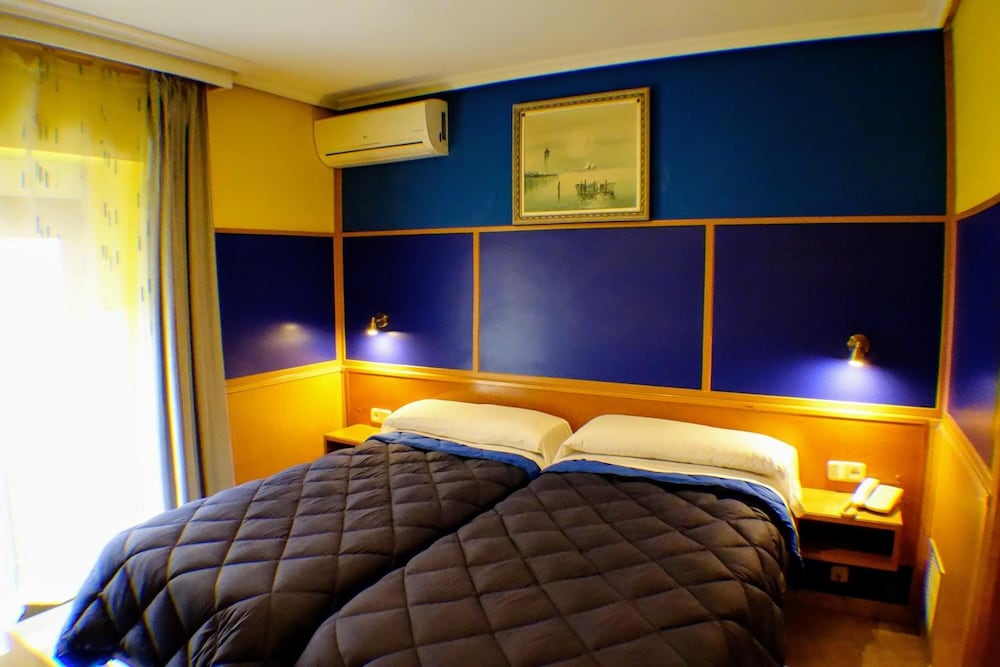 Tripolis Toledo Hostal 15/44