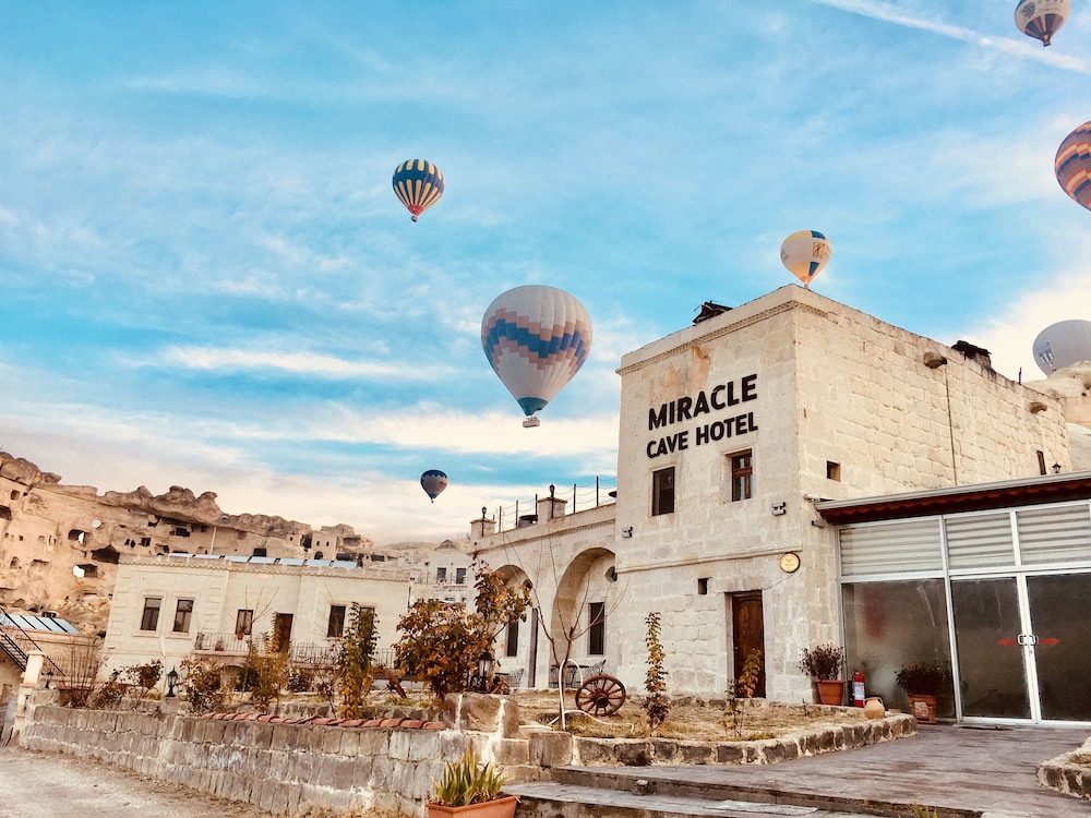 Miracle Cave Hotel 39/50