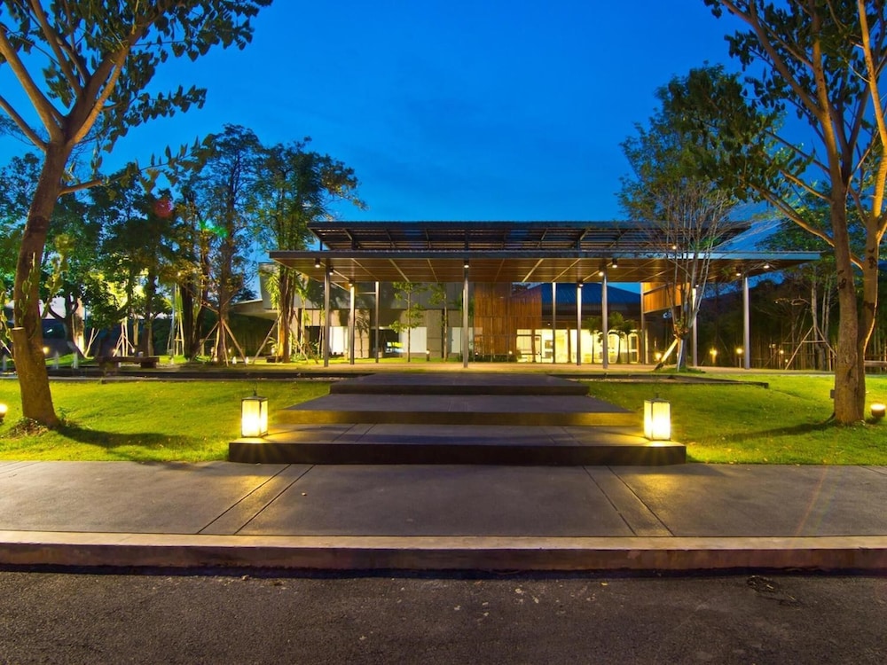The Park Hotel 41/46