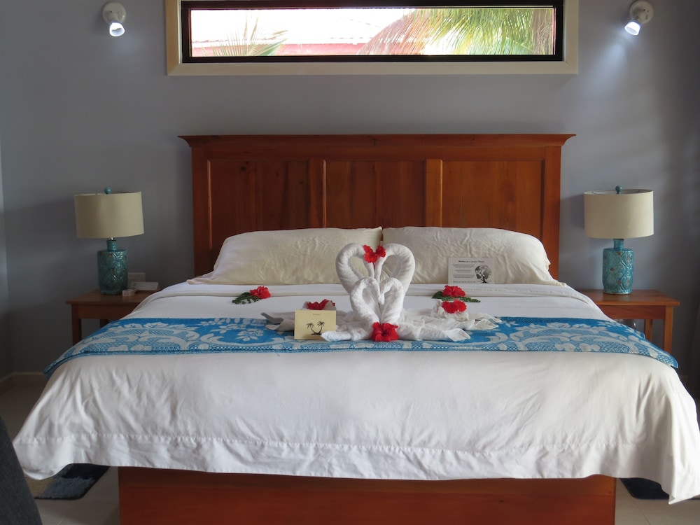 Maya Beach Hotel 18/82