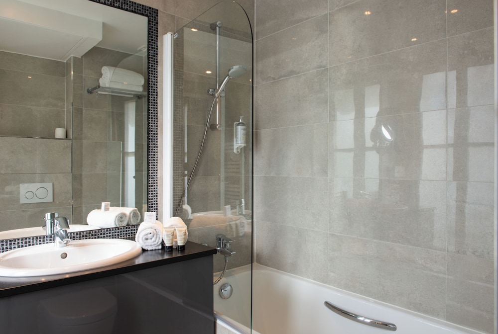 Hotel La Regence Etoile 47/50