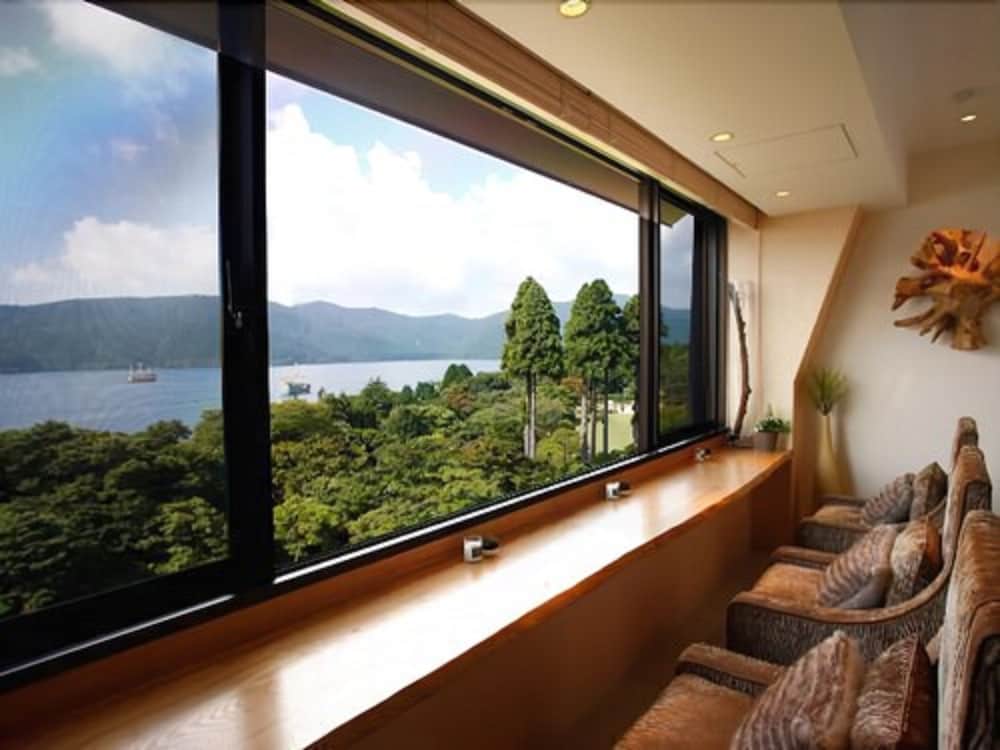Hotel de Yama, Hakone Lakeside 46/66
