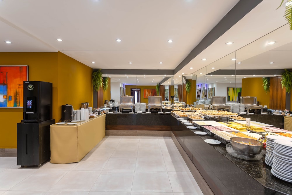 DOM Barra Hotel 6/50