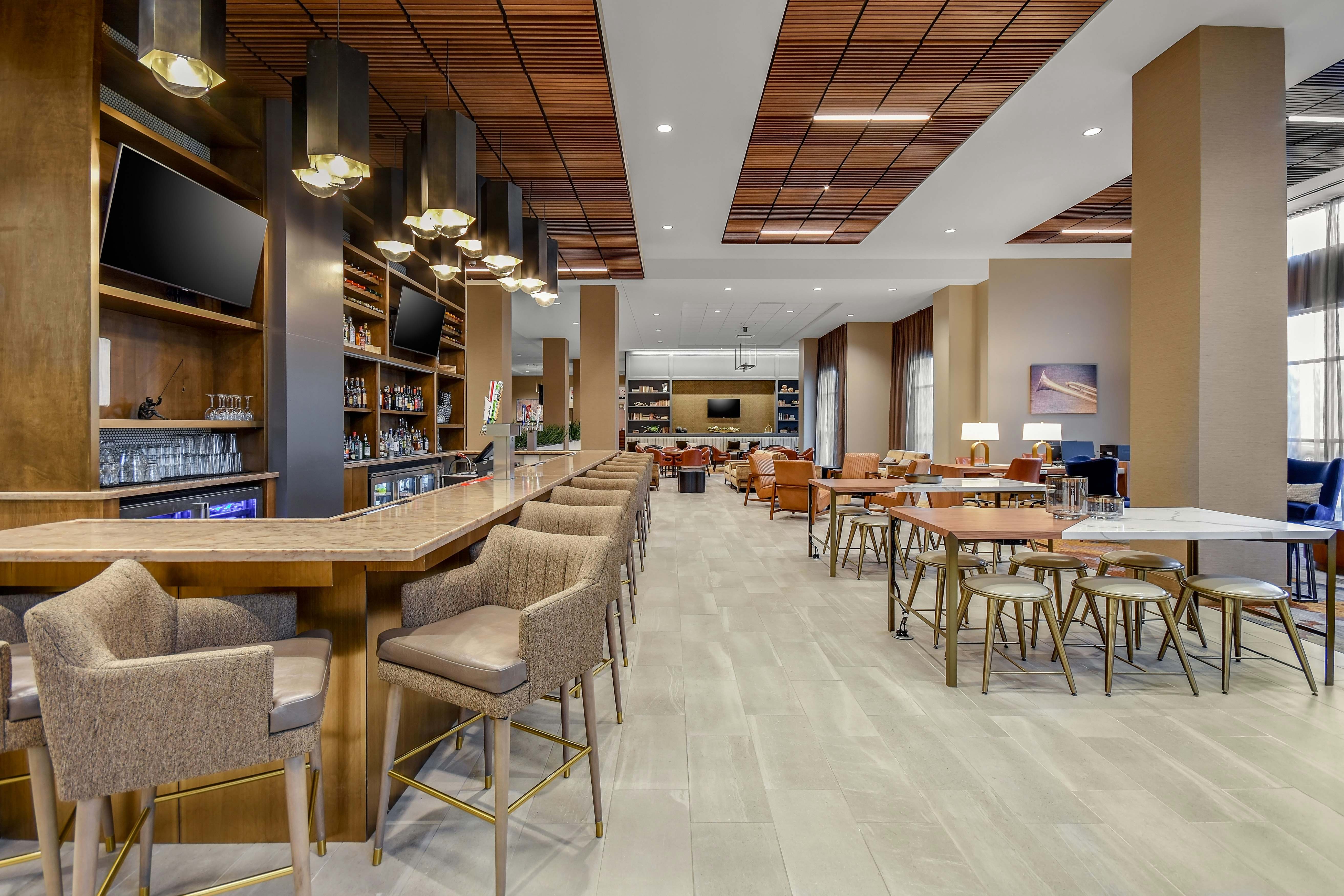 Embassy Suites by Hilton Jonesboro Red Wolf Convention Center 46/60
