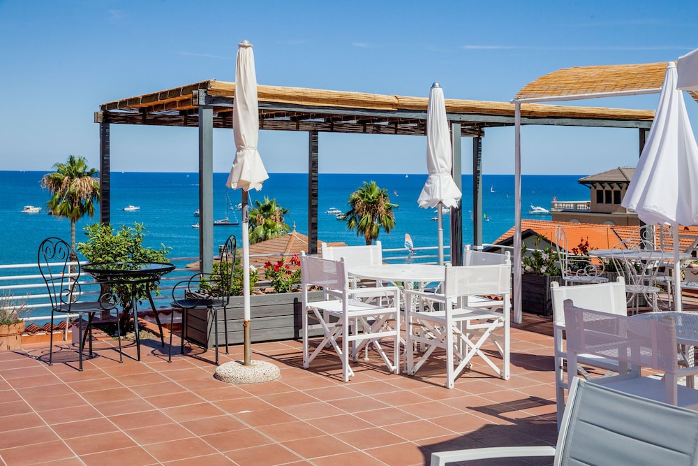 Hotel Moresco 46/58