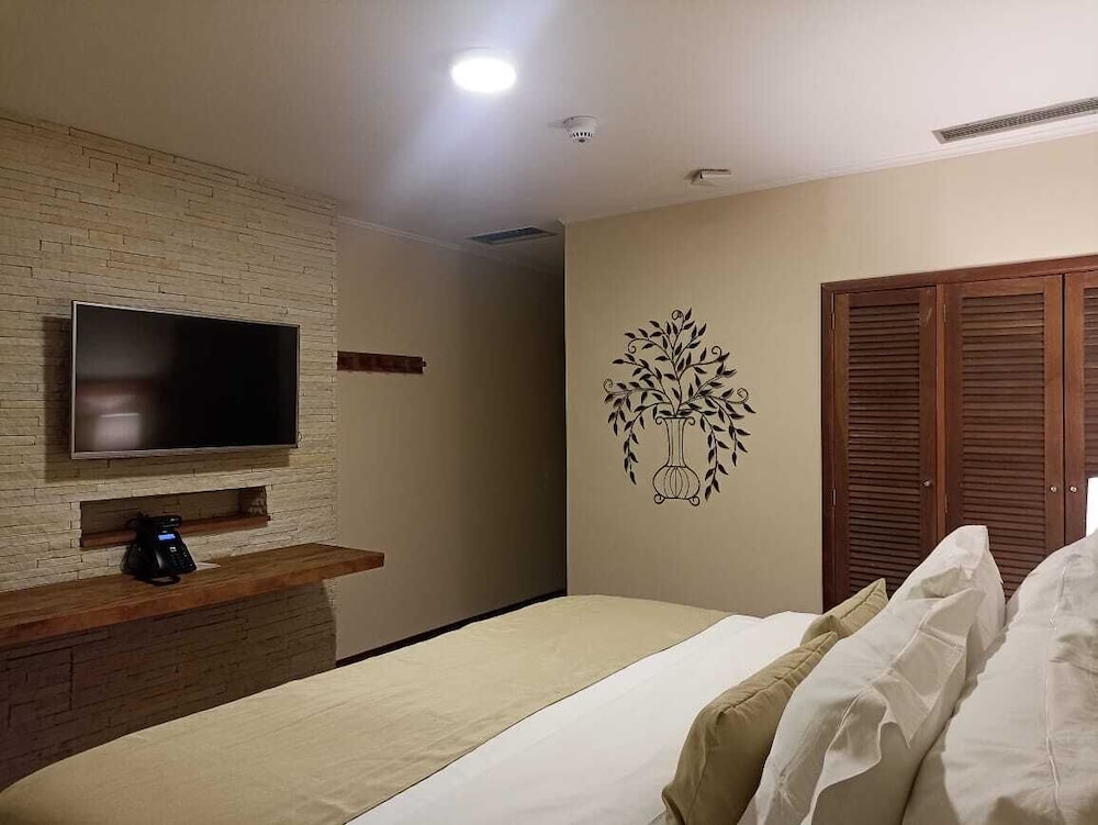 Hotel Villa Rossa 8/50
