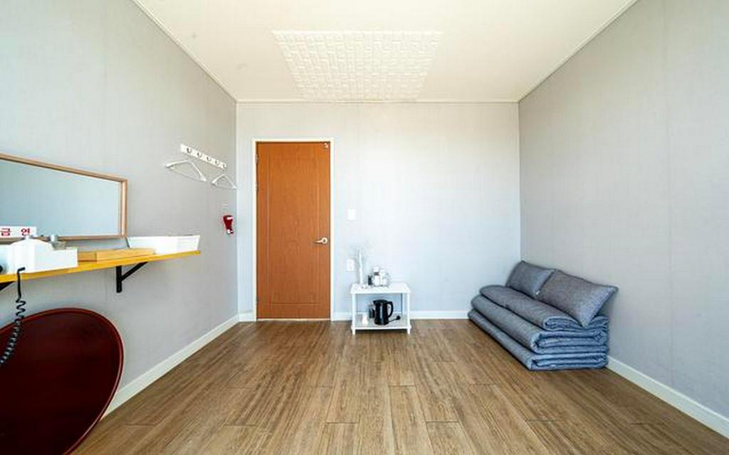 Anmyeondo Ocean Beach Motel 20/70