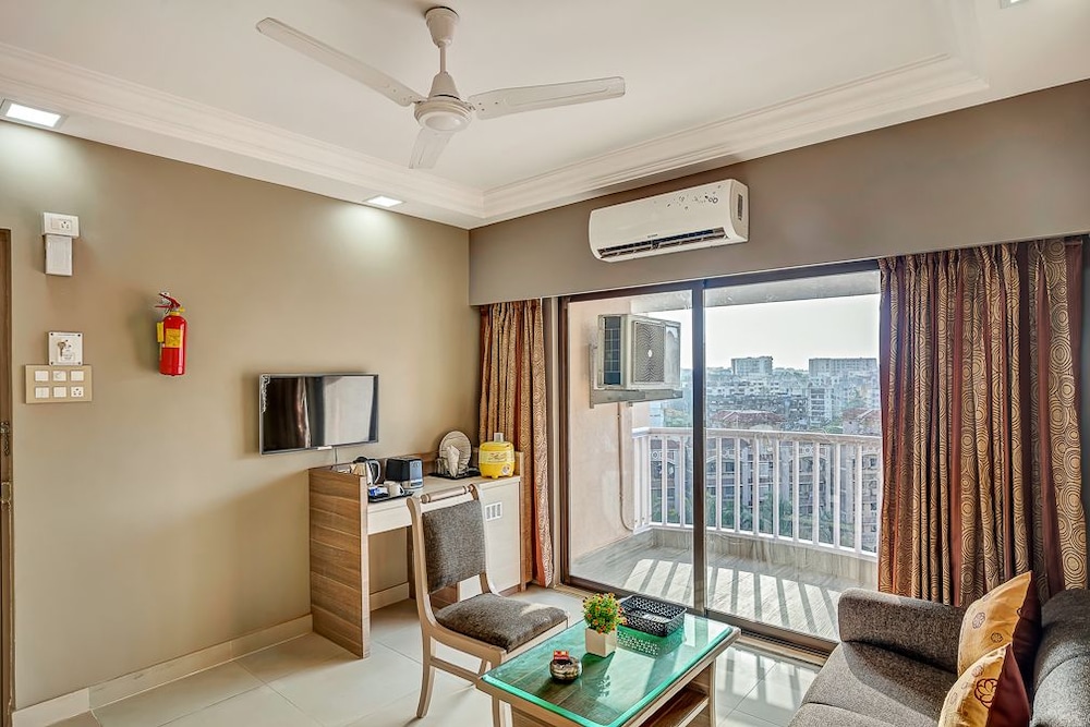 Ashok Deluxe Apartments 13/17
