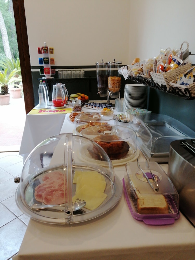 Villa Raffaello Park Hotel 42/60
