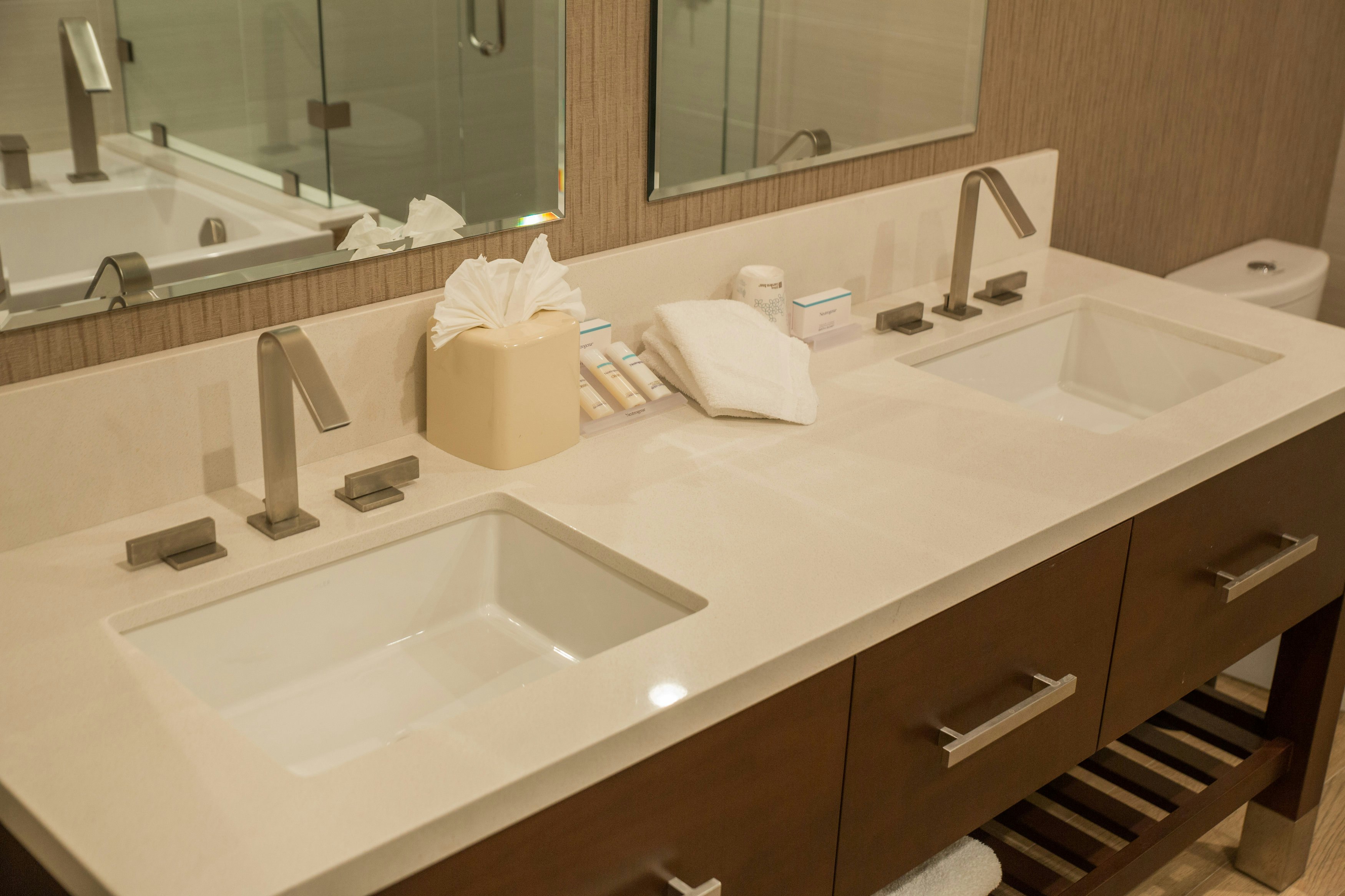 Hilton Garden Inn Montebello 60/60