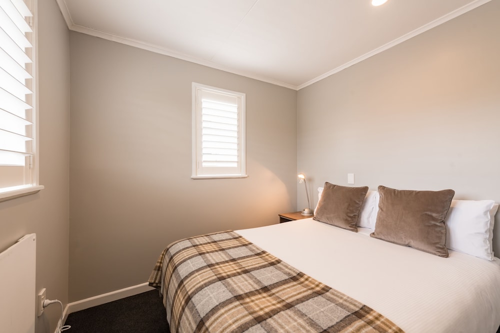 1 BEDROOM, GARDEN, FAMILY