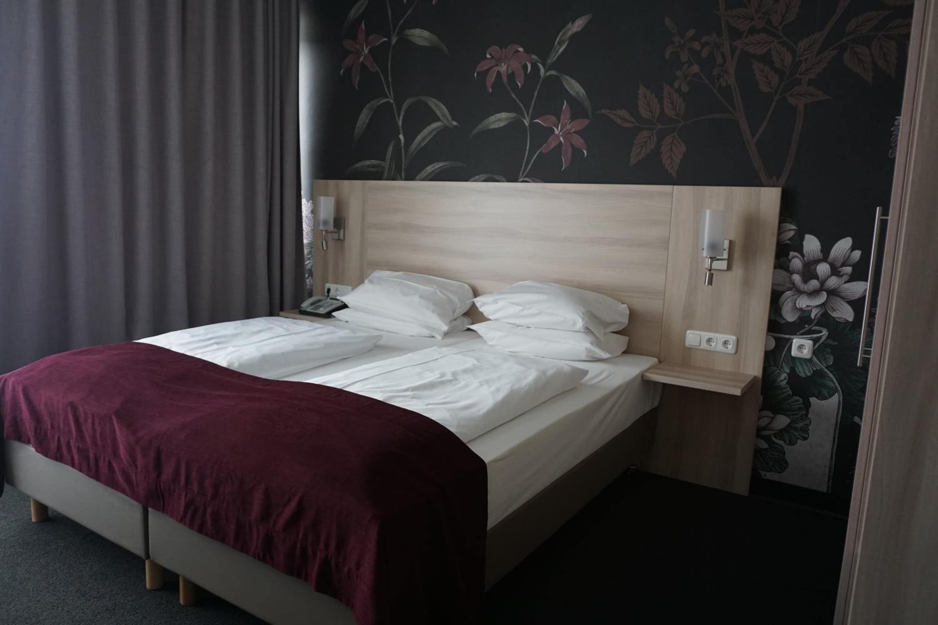 Top Hotel Senator 12/50
