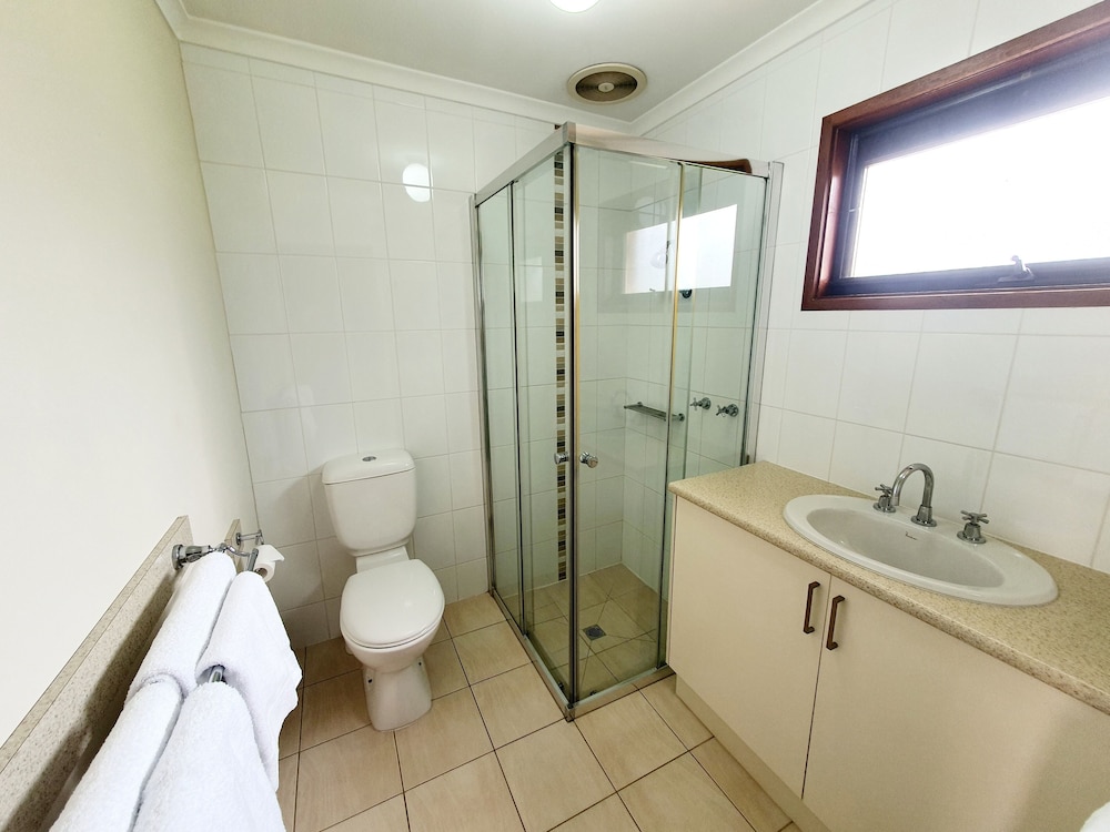 Werribee Park Motor Inn 59/63