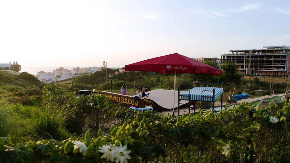 WOT Ericeira Surf Social 2/50