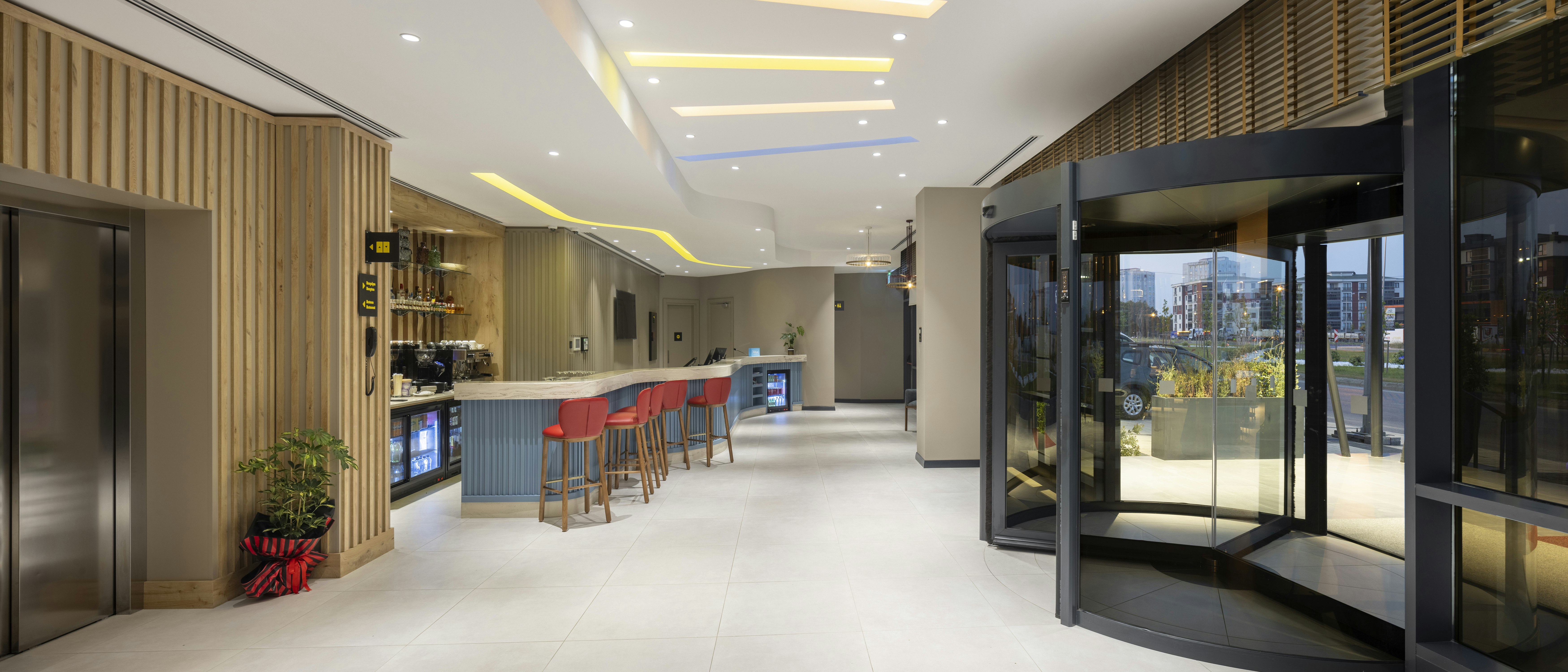 Hampton by Hilton Cerkezkoy 7/48