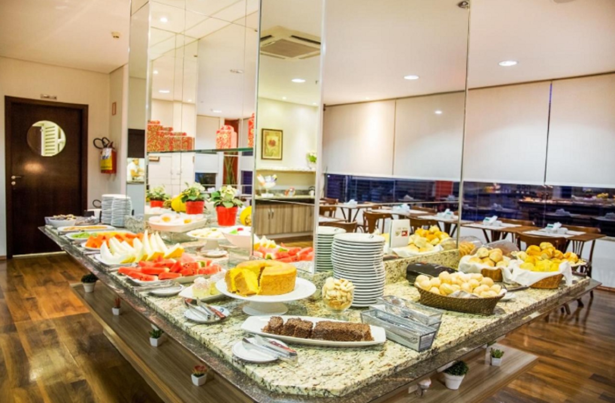 JR Hotel Ribeirao Preto 33/37