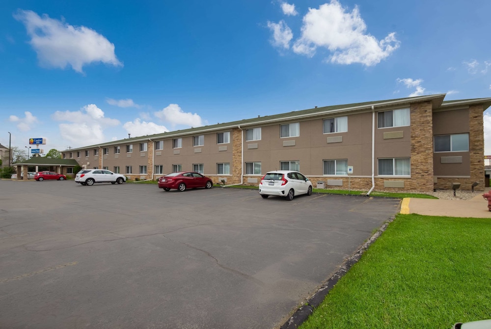 Quality Inn & Suites Green Bay - Ashwaubenon 43/50