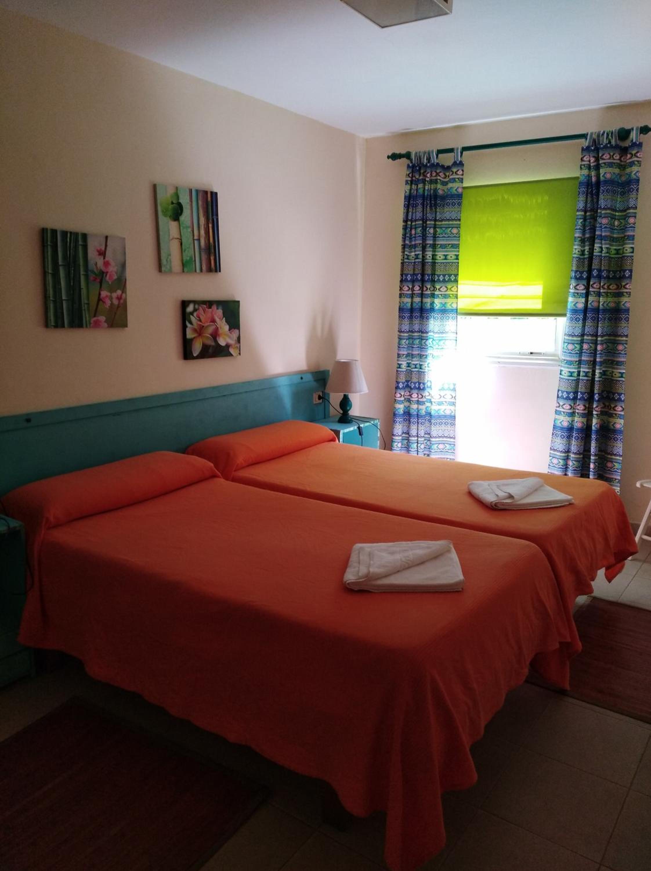 Apartamentos Barbolan y La Roseta 5/33