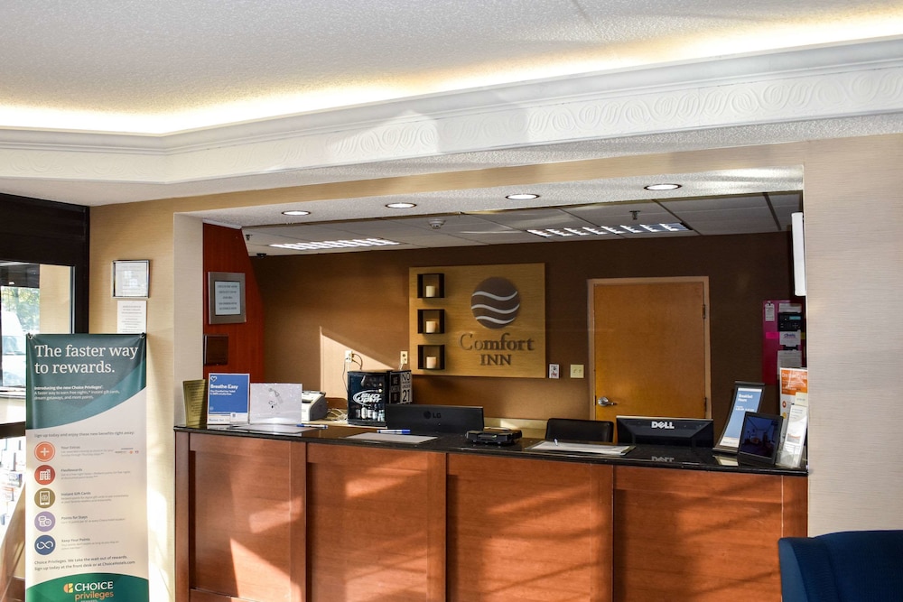 Comfort Inn Bordentown Near NJ Turnpike 13/40