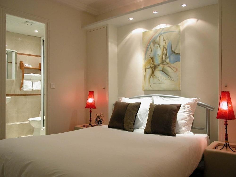Room at Bridgestreet St Germain Hotel, PARIS