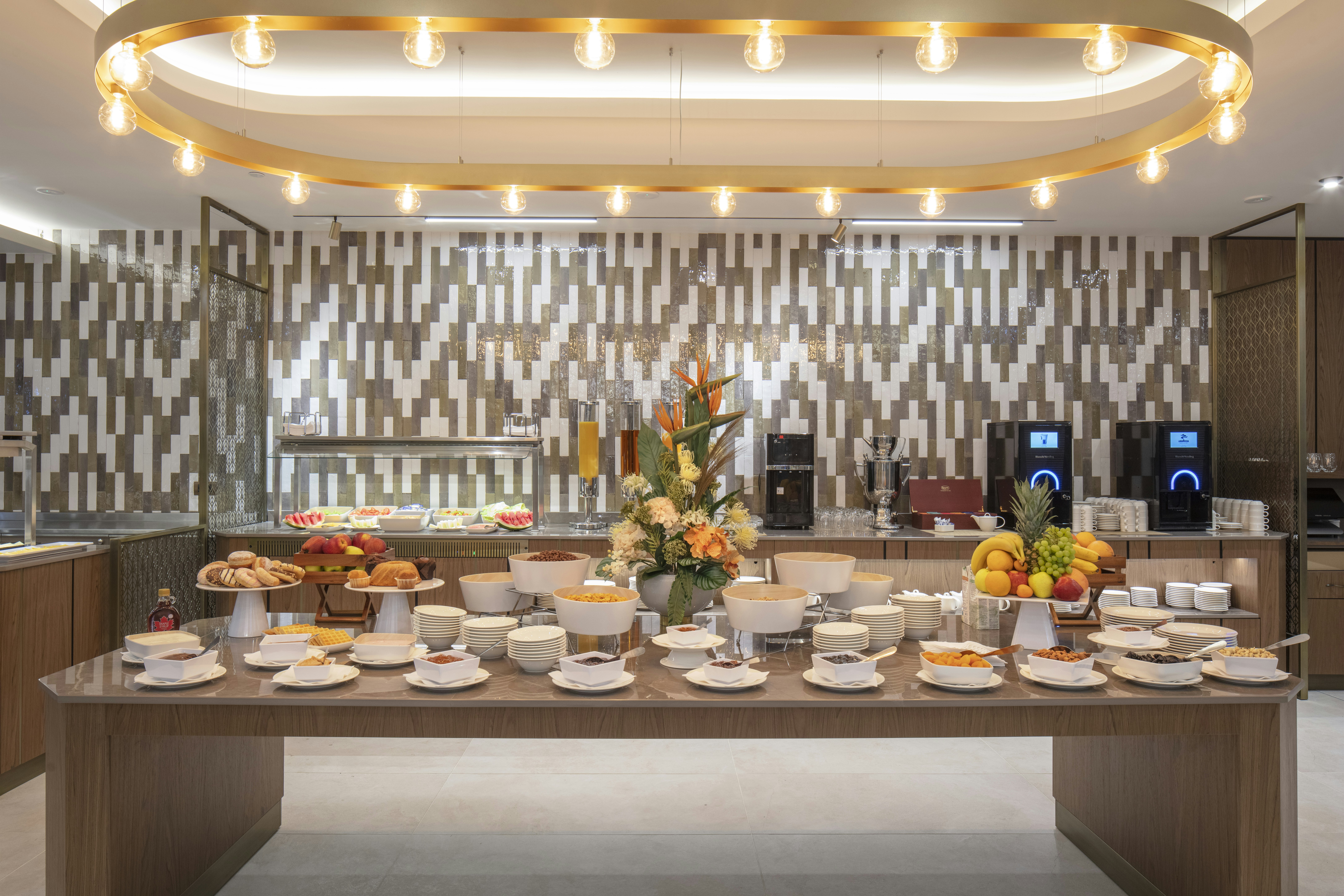 DoubleTree by Hilton Plovdiv Center 5/55