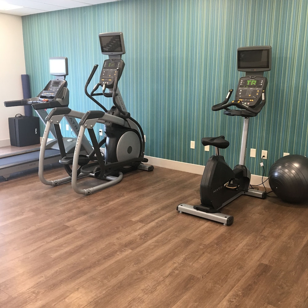 Holiday Inn Express and Suites Nebraska City 27/41