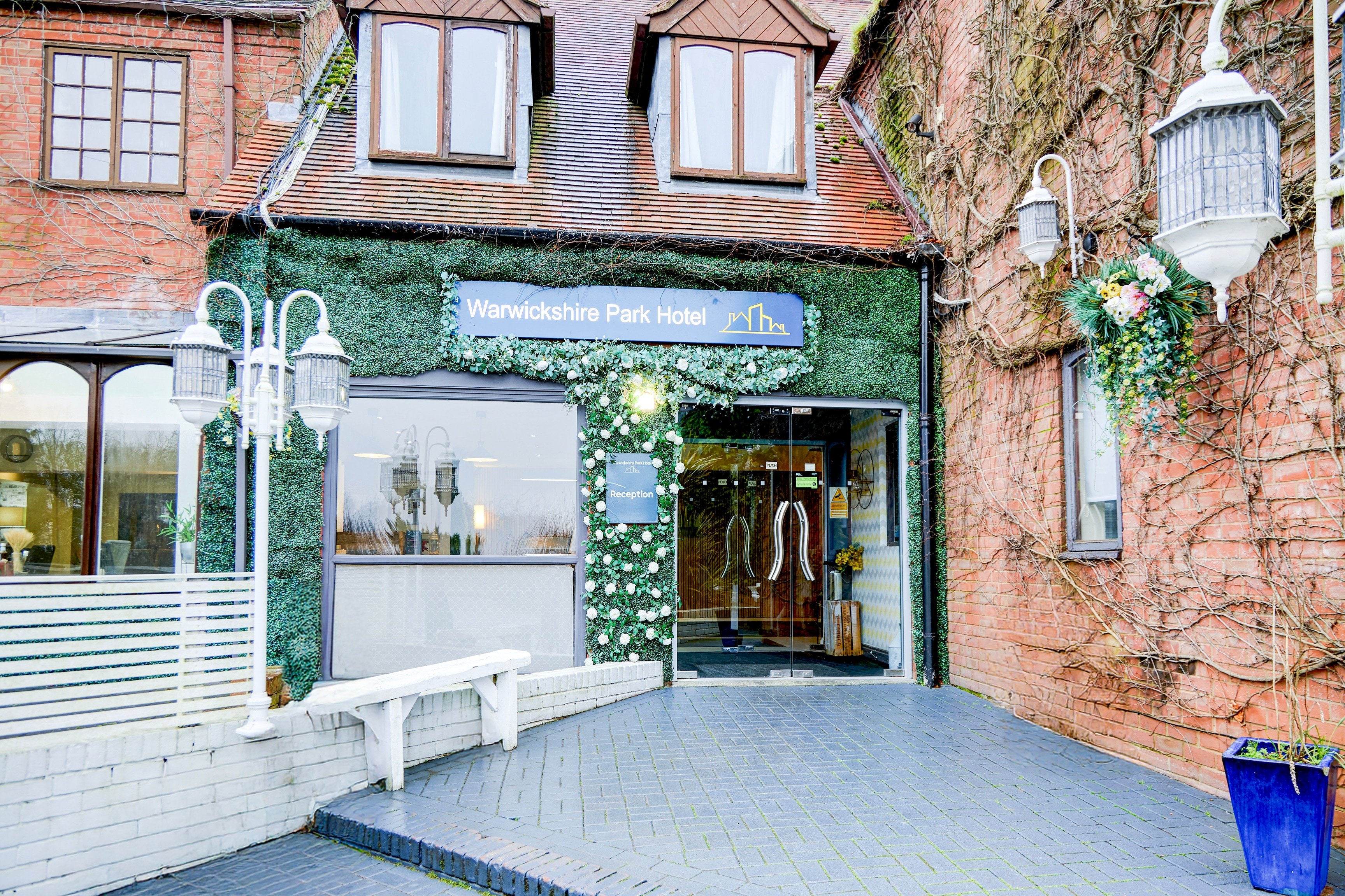 The Warwick Hotel by Colombo Edition 31/33