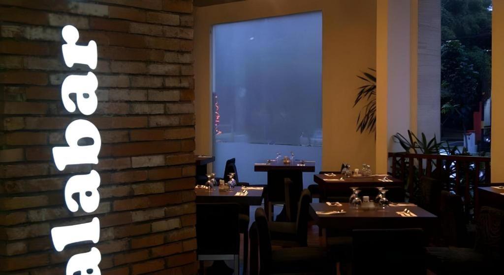 D Anaya Hotel Bogor 8/58