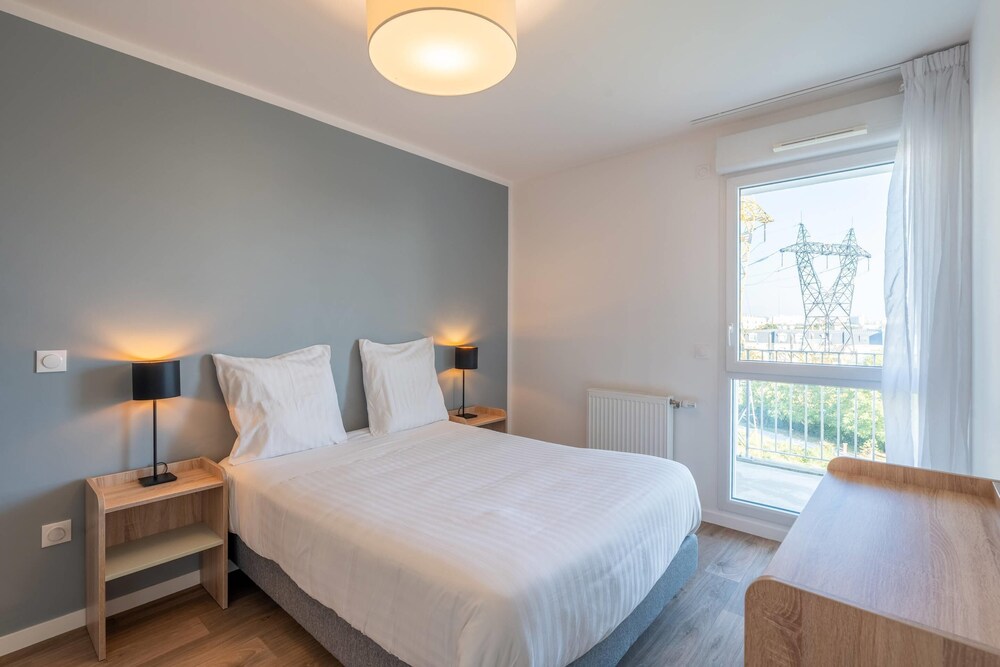 Quality Aparthotel Choisy Orly Airport 9/35