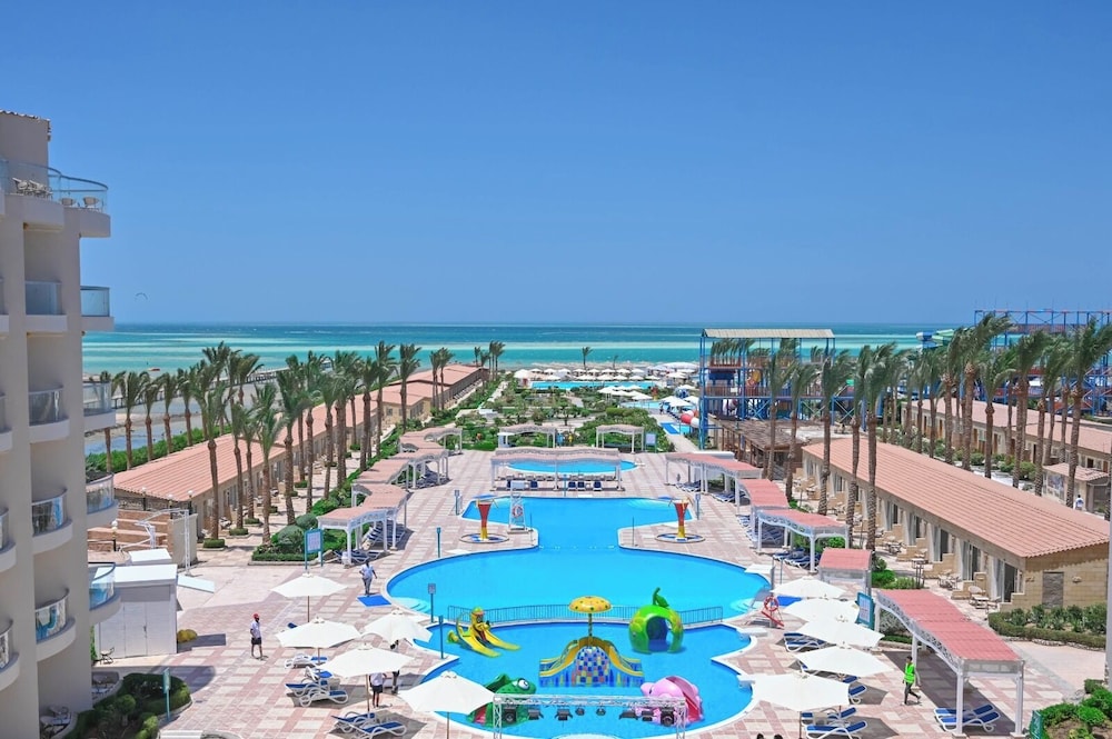 SUNRISE Serano Club Resort 42/61