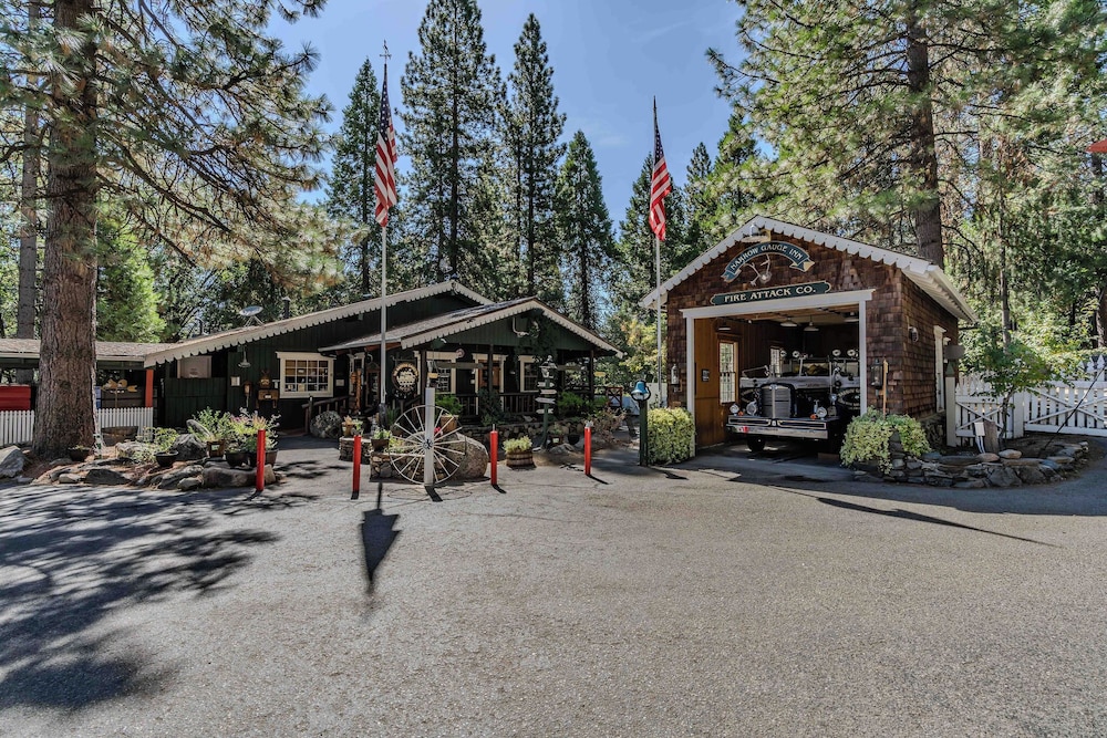 Narrow Gauge Inn 60/70