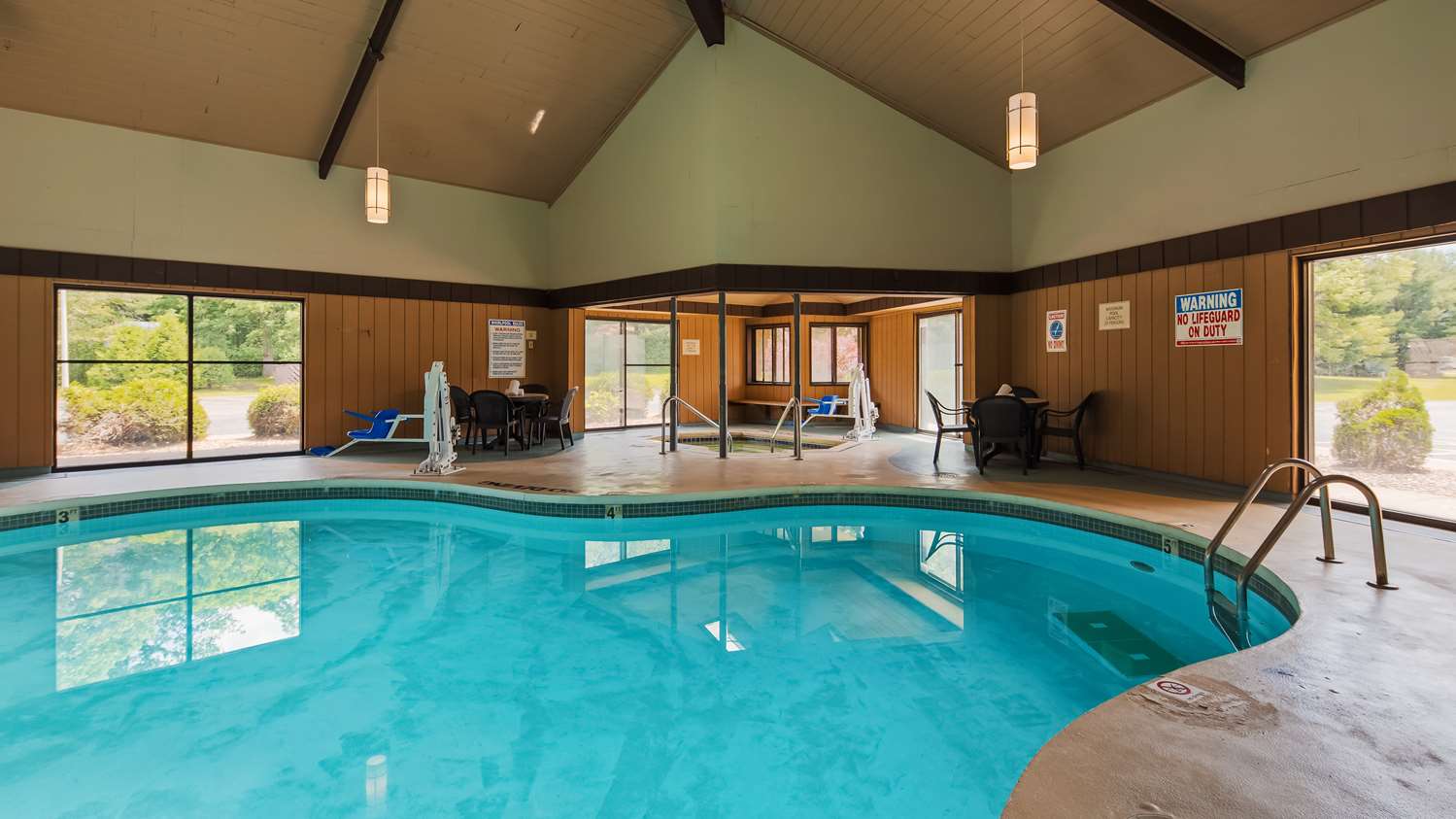 Quality Inn & Suites Black River Falls I-94 33/52