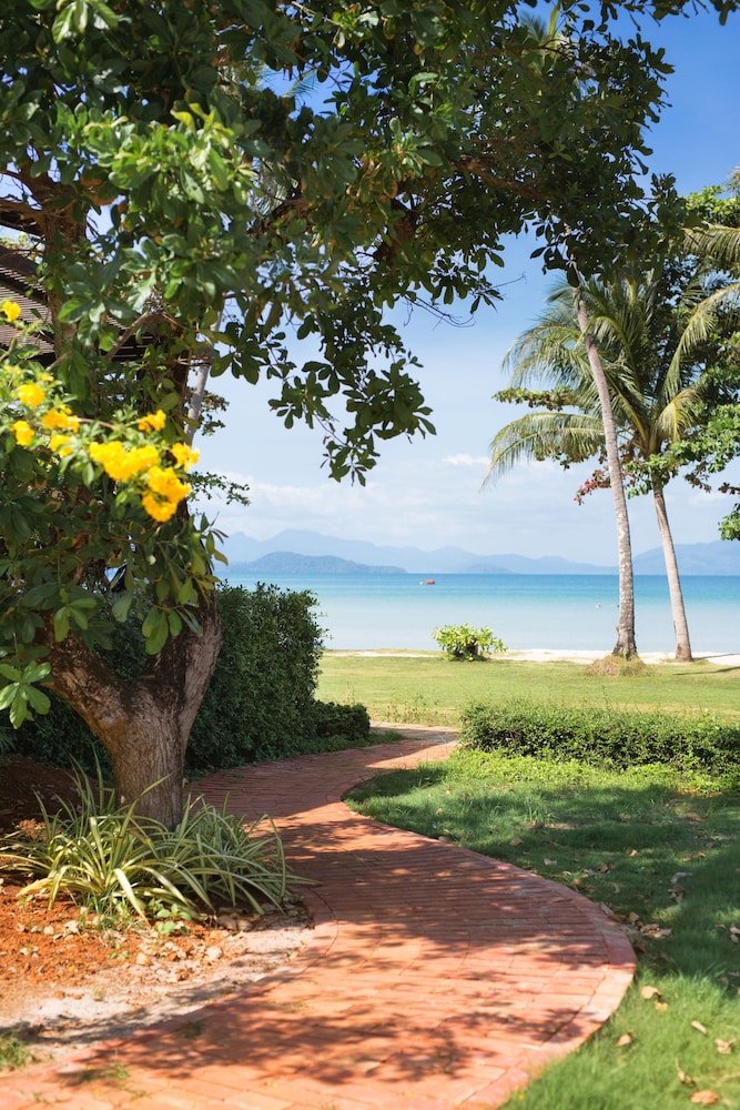Mira Montra Resort Koh Mak 33/50