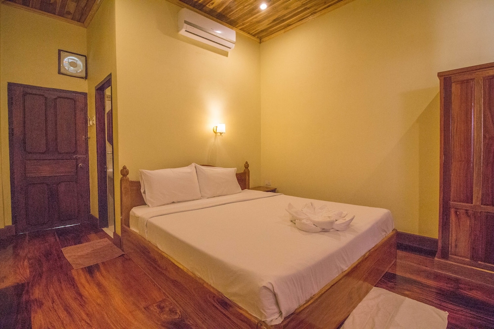 Villa Somphong 18/50