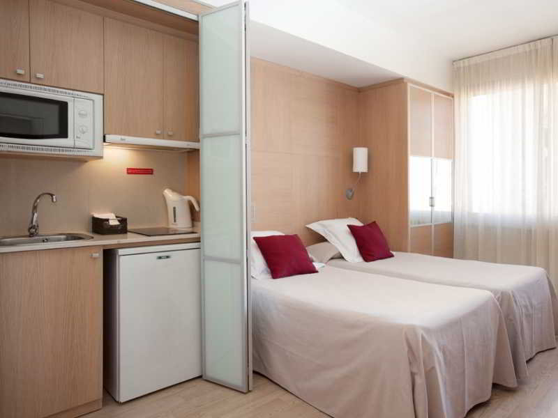Silver Aparthotel 10/48