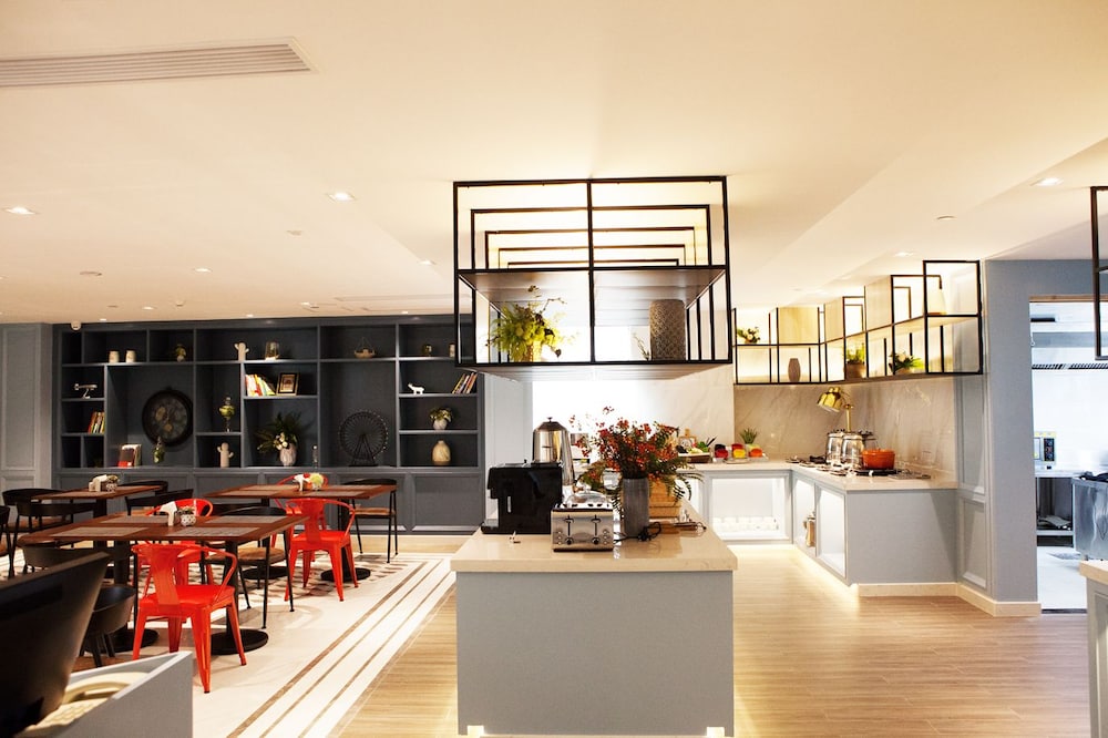 Magnotel Hotel (Binhai Yulong Road Commercial Street) 8/9