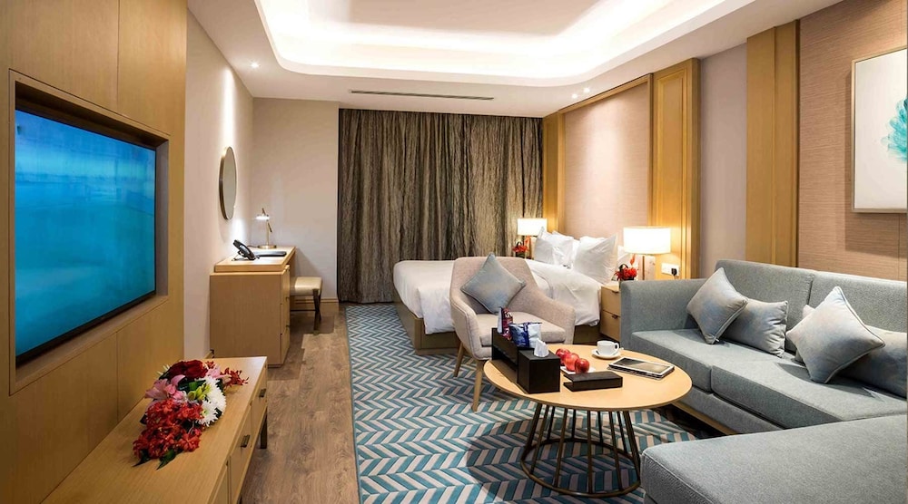 Boudl Al Olaya 32/49