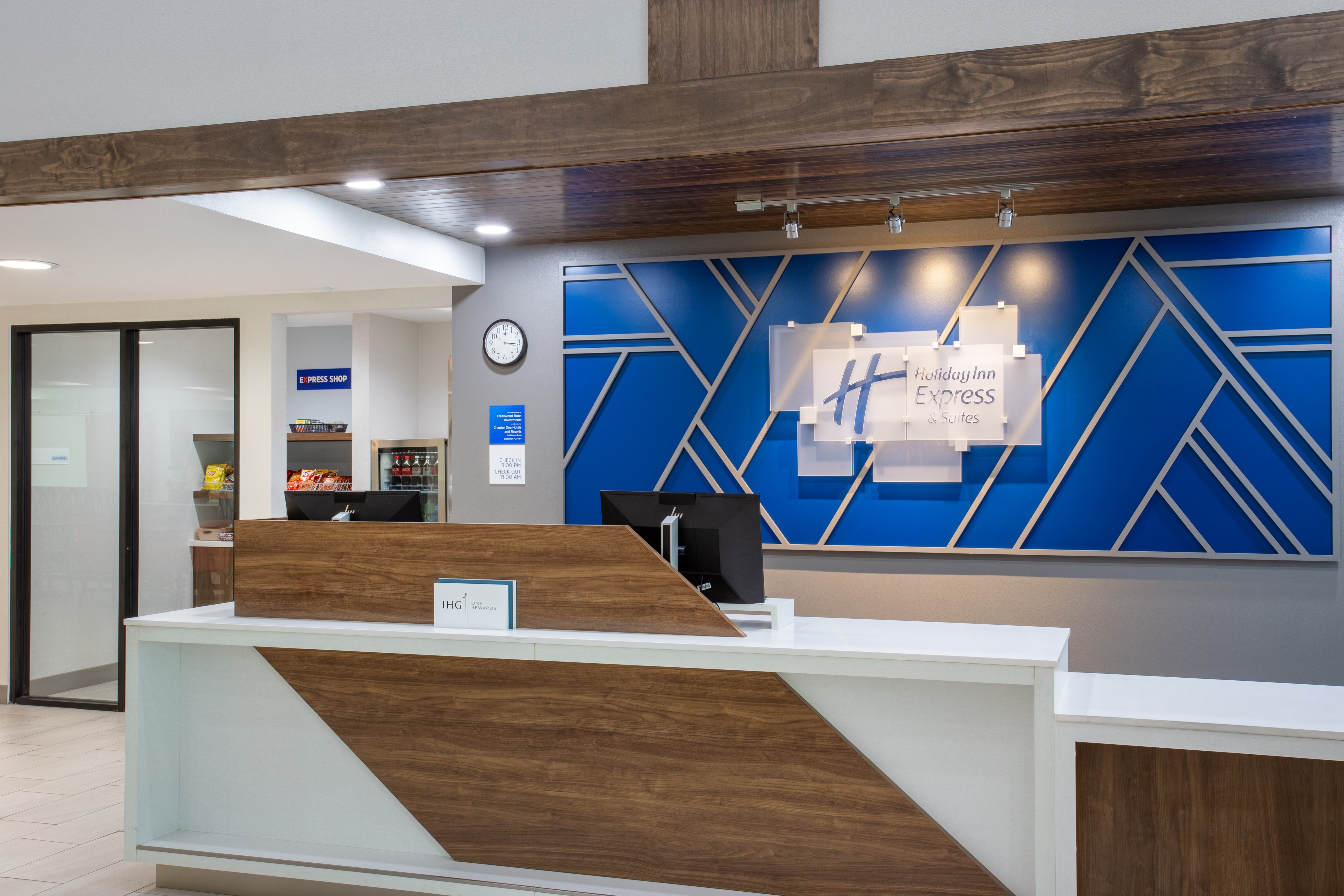 Holiday Inn Express & Suites Bradenton East-Lakewood Ranch 4/50